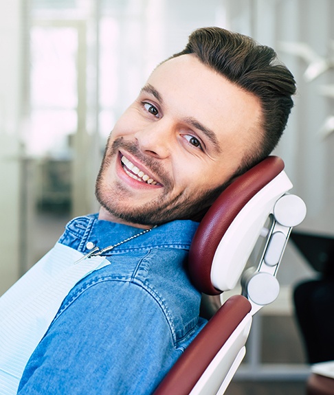 Patient in Lakewood with white fillings